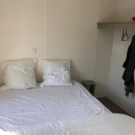 Joli Bungalow Campeggio Gastes